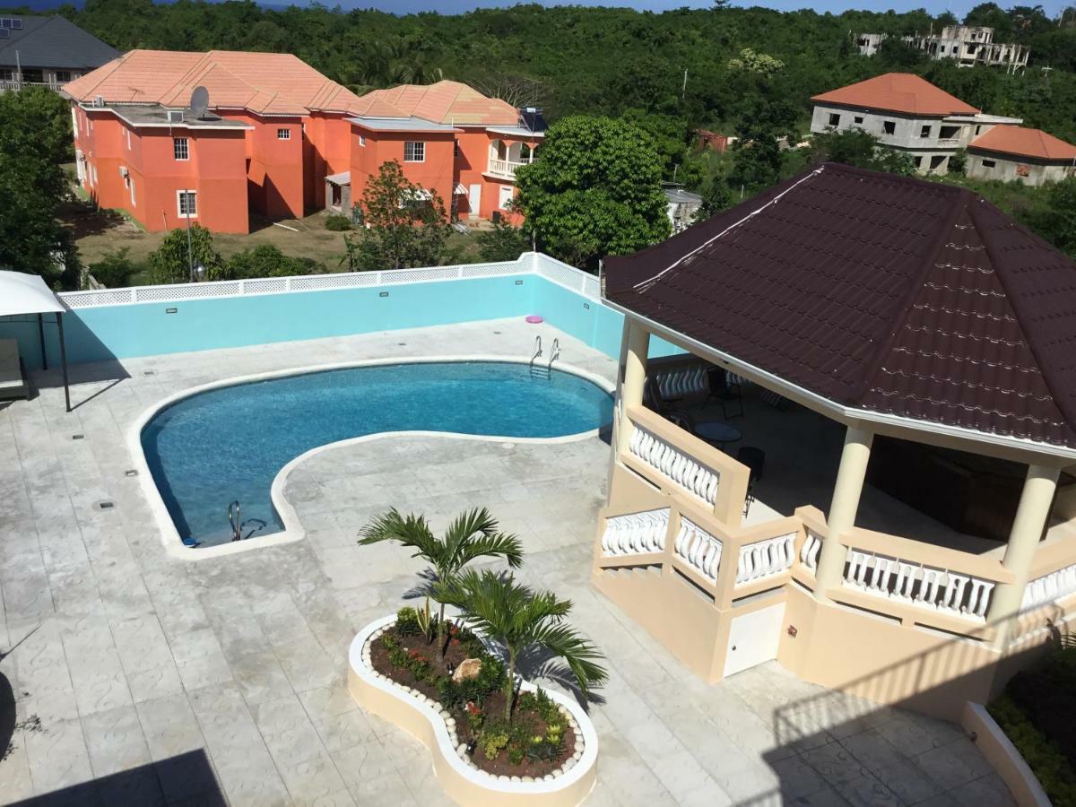 Cool Breeze Discovery Bay Exterior foto
